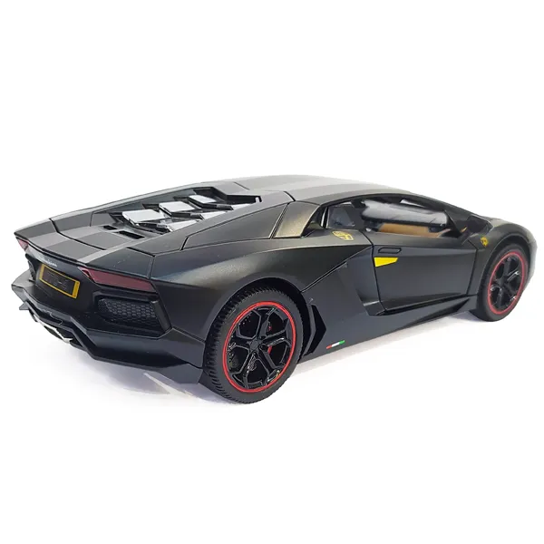 Maquette Lamborghini Aventador 08