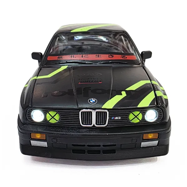 Maquette BMW M3 E30 03